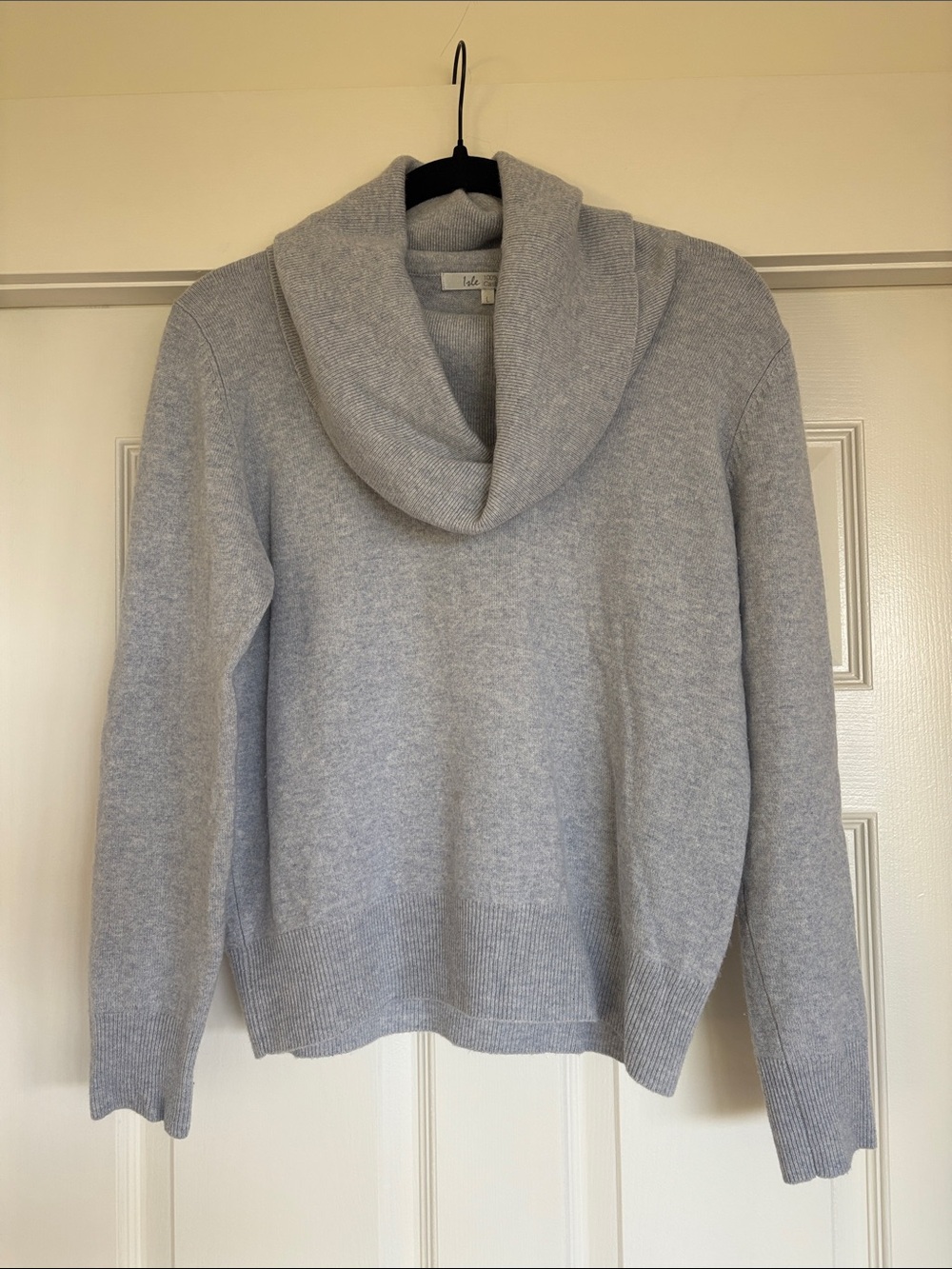 Cozy Light Gray Cowl Neck Sweater. 100% Cashmere.
